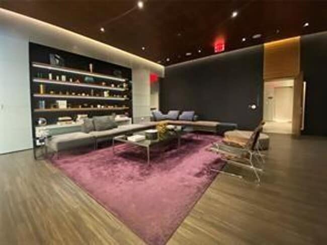Foto del edificio - 88 SW 7th St