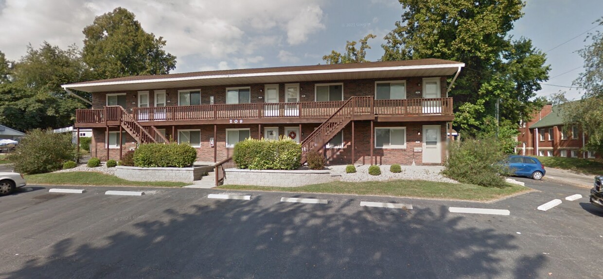 Primary Photo - 209 S Kimberlin St