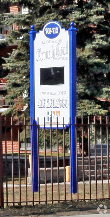 Photo du bâtiment - Kennedy Apartments