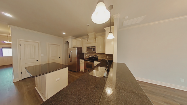 Building Photo - 905 SW 79th St