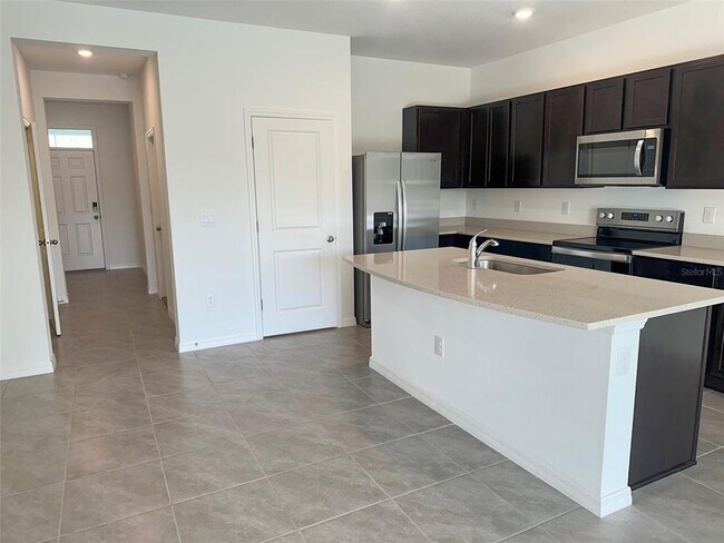 Building Photo - 11450 Crescent Deer Dr