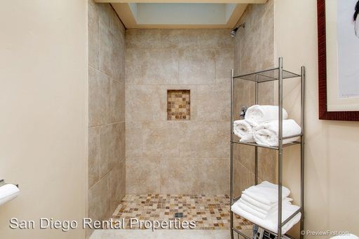 Building Photo - 9736 Aviary Dr