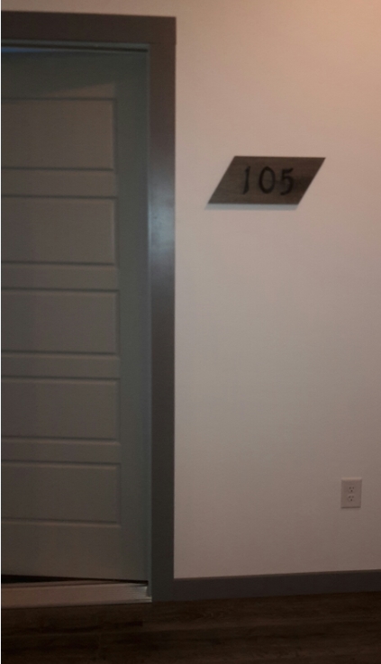 Interior Photo - 121 E 2nd St