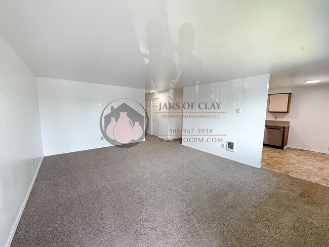Foto del edificio - ½ OFF FIRST MONTH! | Cozy 2BR Upstairs Residence in Keizer