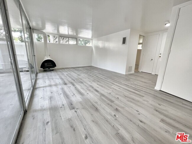 Foto del edificio - 1336 Franklin St