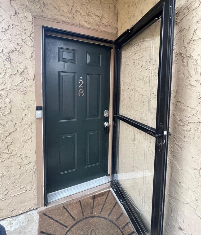 Foto del edificio - 5000 Milwee St