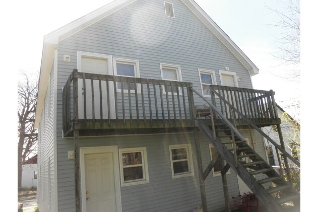 Building Photo - 4 Unit Multi Family