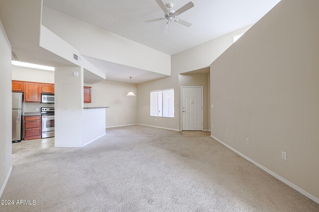 Building Photo - 17017 N 12th St