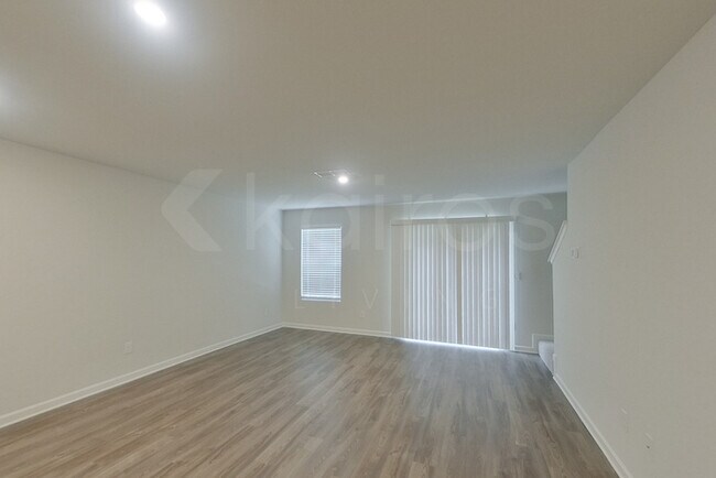 Foto del edificio - 346 Ironwood Ct