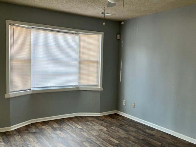 Living Room - 934 Spring Forest Rd