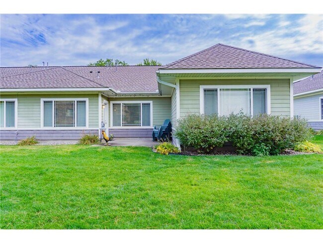 Foto del edificio - 1464 Ravoux Ln