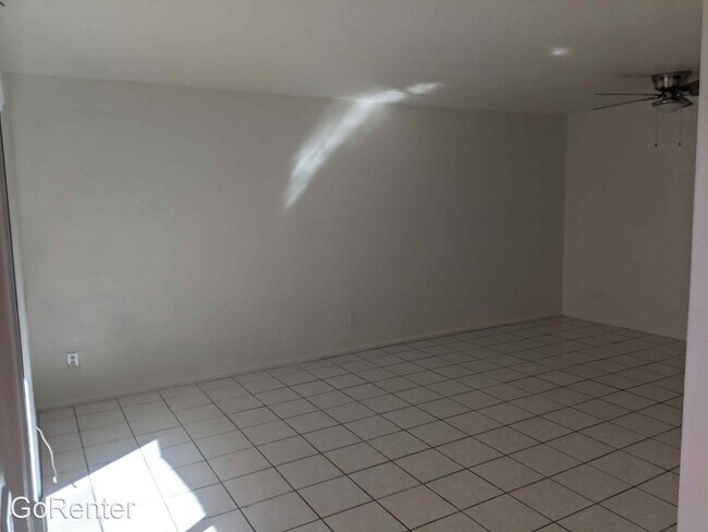 Building Photo - 2 br, 1.5 bath House - 2684 N 43Rd Ave #27B