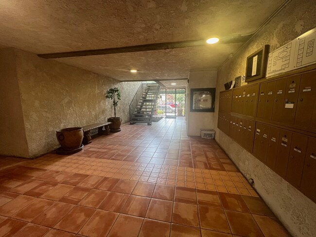 Building Photo - Pioneer Place Apartments