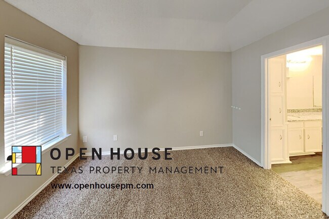Foto del edificio - 5702 Trail Crest Dr, Arlington