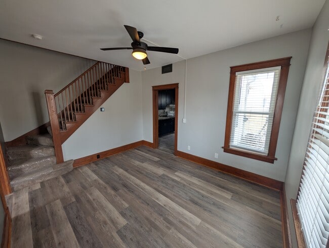 Foto del edificio - 1865 Grace St