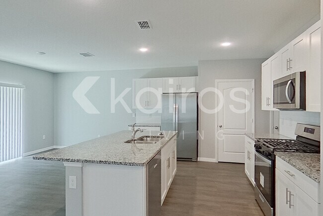 Building Photo - 32025 Katelin Cir