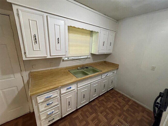 Foto del edificio - 5515 Flamingo Dr