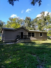 Building Photo - 15509 Parret Ln