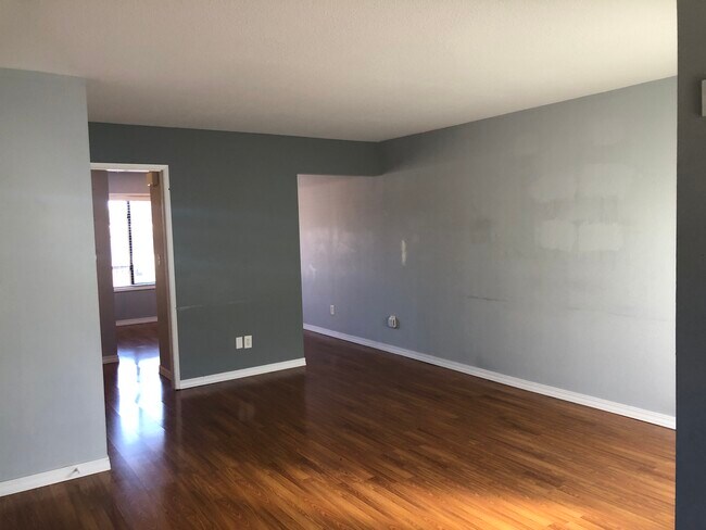 Foto del edificio - 600 SW Crestview St