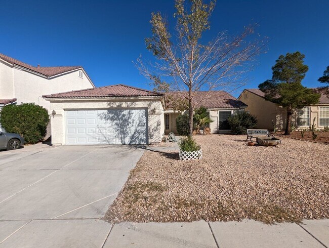 Foto del edificio - 4228 Falcon Hill St