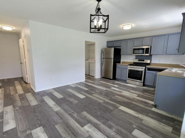 Foto del edificio - 14813 Earl Grey Ln
