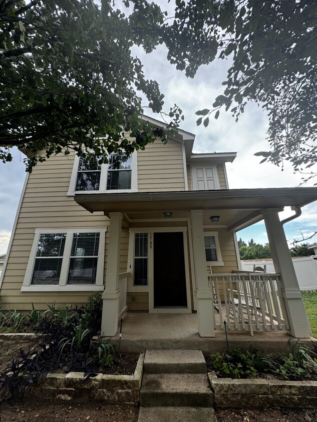 Front of House - 1709 Lost Maples Loop