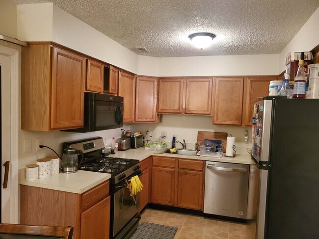 Kitchen - 2 Rachel Ct