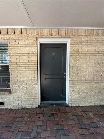Foto del edificio - 5818 E University Blvd