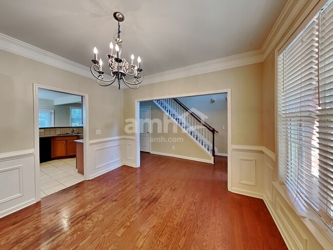 Foto del edificio - 183 Diamond Ridge Ave