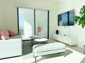 Building Photo - 239 SW 9th St