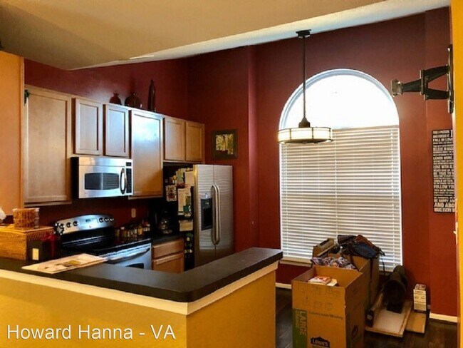 Foto del edificio - 2 br, 2.5 bath House - 6019 Rollingwood St...