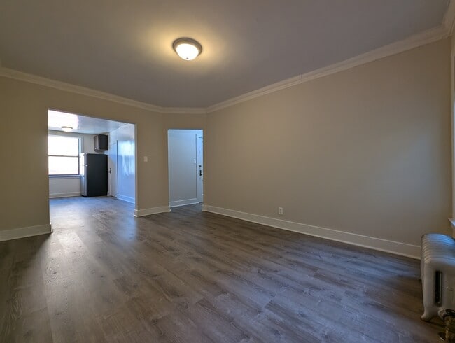 Building Photo - 1948 1/2 N Spaulding Ave