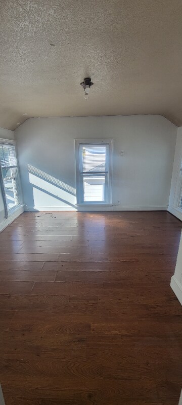 Foto del edificio - 865 W 5th St