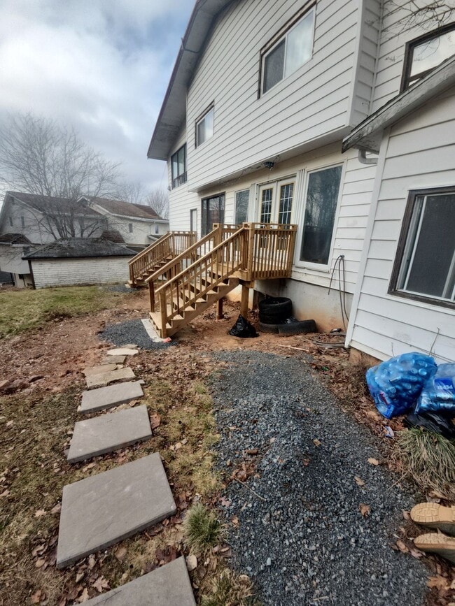 Photo du bâtiment - 10 Ridgewood Dr