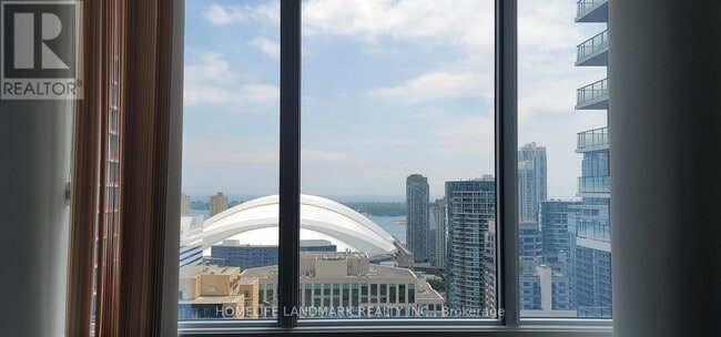 Building Photo - 125 Blue Jays Way