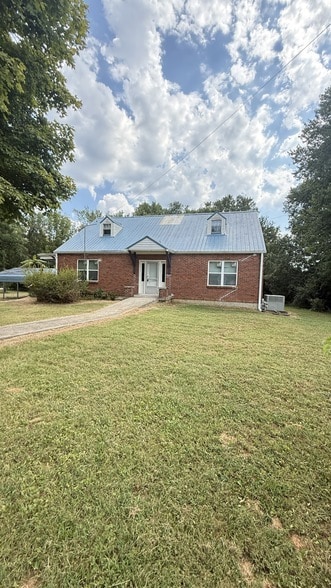 Building Photo - 3608 Woodbury Pike