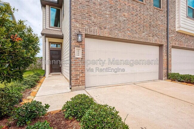Foto del edificio - 2559 Terrace Point Dr