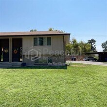 Building Photo - 1464 Brooklane Cir S