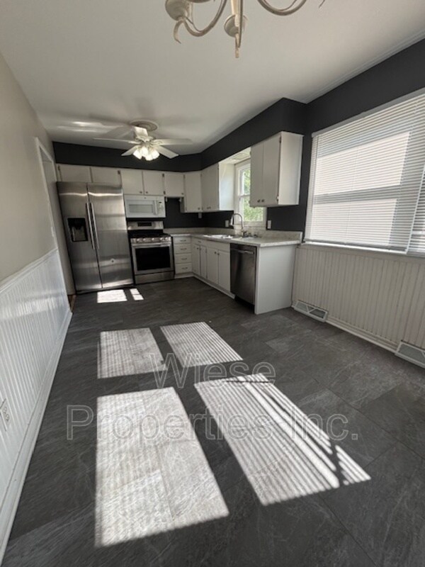 Foto del edificio - 28 Locksley Ln