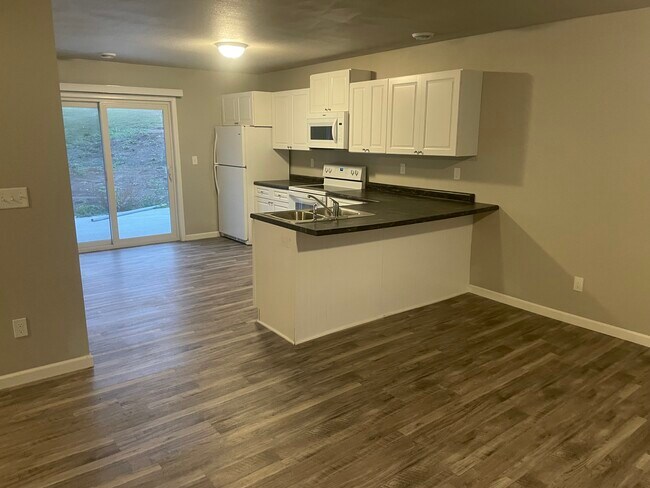 Foto del edificio - 212 2nd St NE