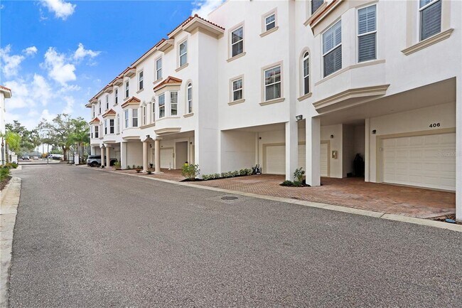 Foto del edificio - 1340 Bayshore Blvd