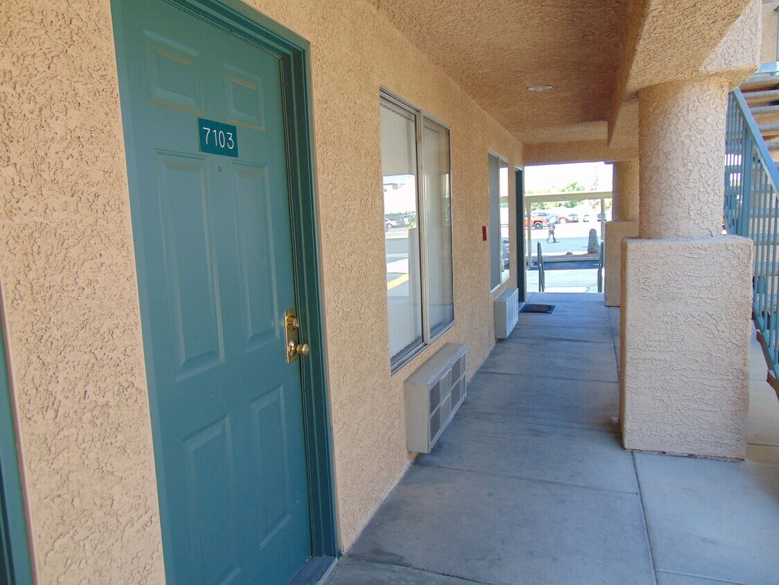 Primary Photo - Smokey Lane Condo Lower Level