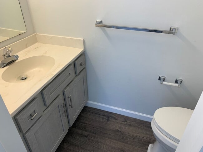 Building Photo - 1240 Stetson Rd