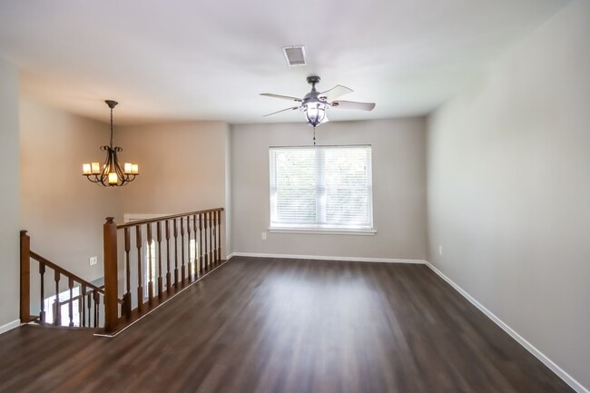 Foto del edificio - 103 Maple Branch St