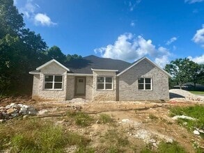 Building Photo - 2 St Andrews Cir
