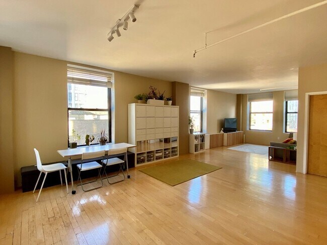 Foto del edificio - 453 Washington St