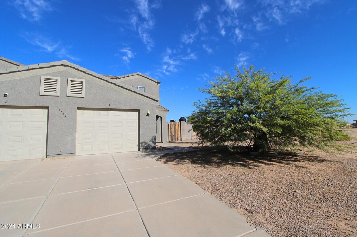 Foto principal - 15547 S Moon Valley Rd