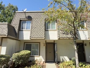 Building Photo - 217 Chantilley Ln