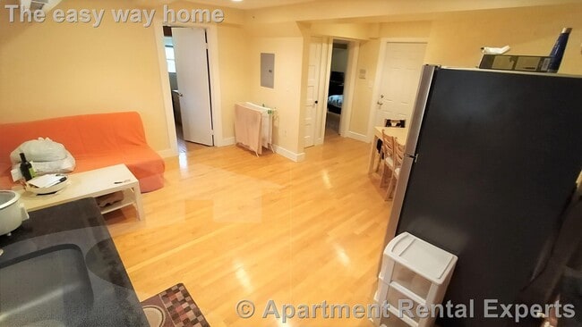 Photo - 156 Magazine St Apartment