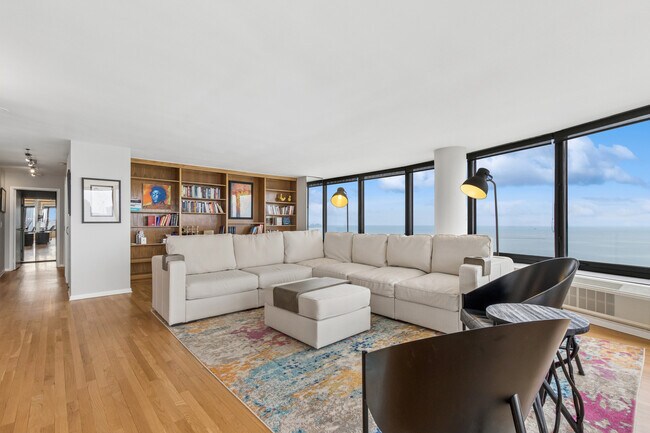 Building Photo - 155 N Harbor Dr